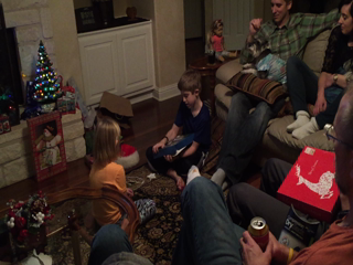 Click to Play Video 2014-12-19 Christmas Fun 31.png